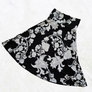Lularoe Azure Skirt | Paisley | Grey Black | XS